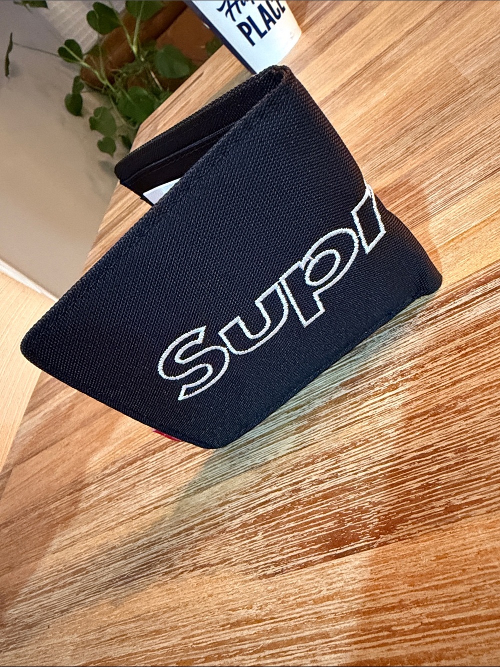 Supreme Wallet - Picture 4 of 4